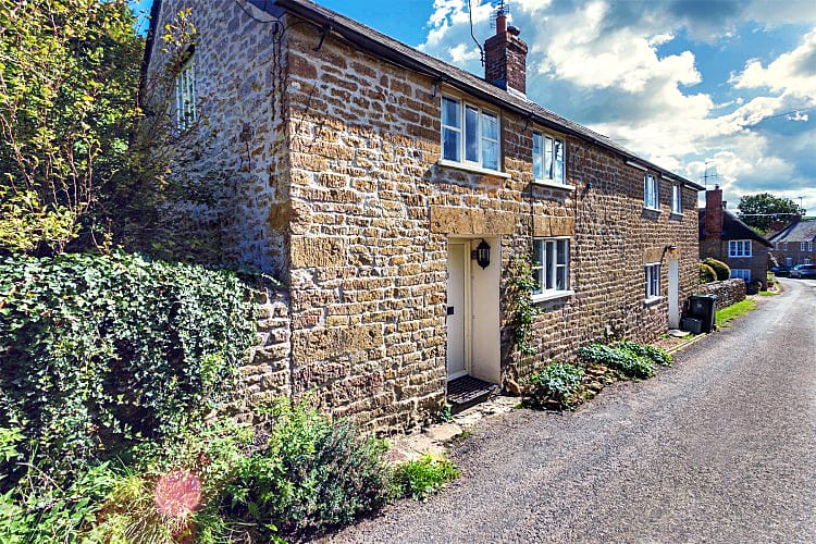 Dorset Cottage Holidays - Click here for more about Marquis of Lorne Cottage
