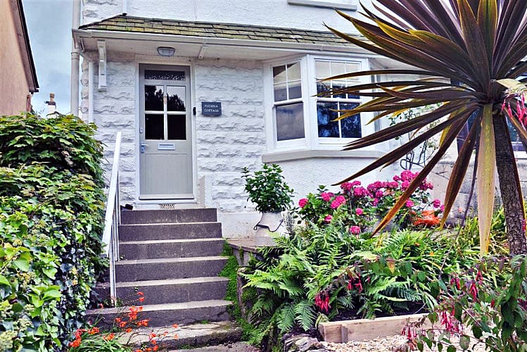 English Cottage Holidays - Fuchsia Cottage, Salcombe