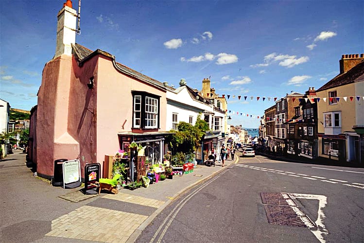 Dorset Cottage Holidays - Click here for more about Looking Glass Cottage