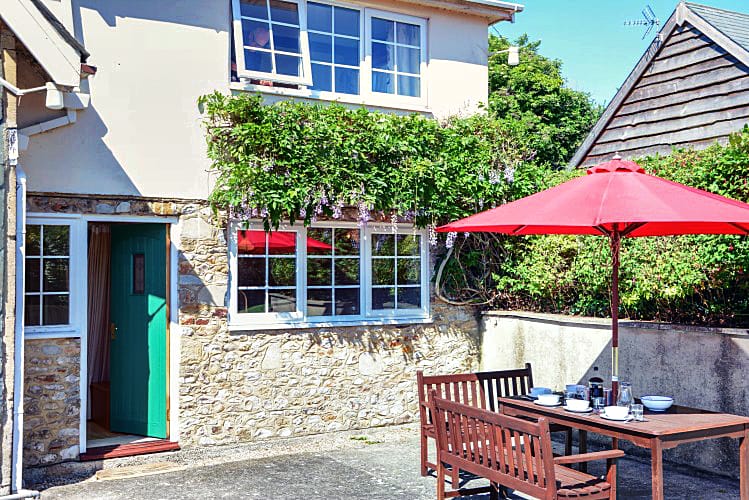 Dorset Cottage Holidays - Click here for more about Fairfield Cottage