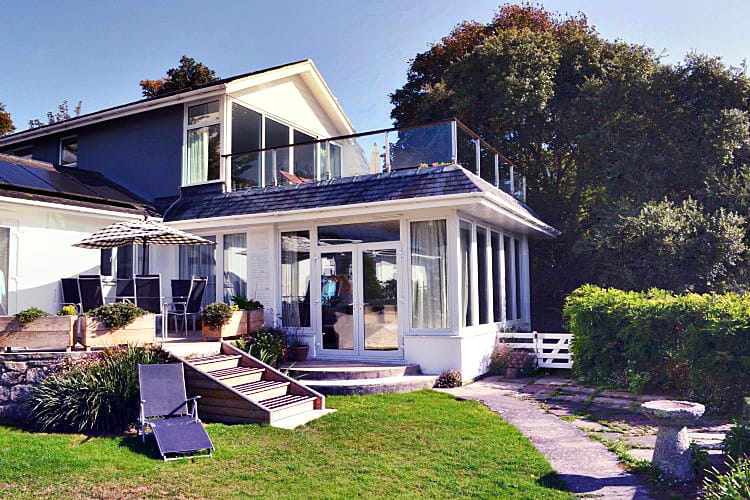 Cornwall Cottage Holidays - Click here for more about Demelza 3