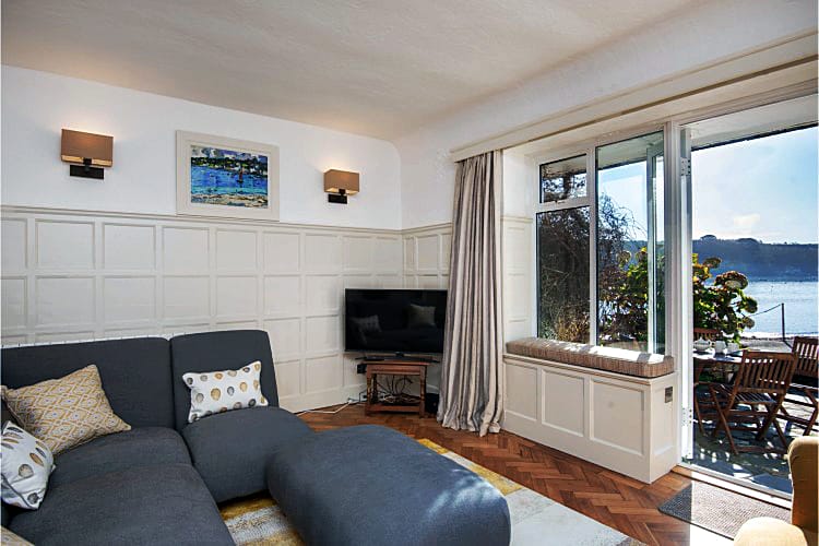 English Cottage Holidays - Anchors Aweigh