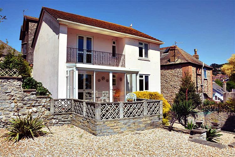 Dorset Cottage Holidays - Click here for more about Cobblestones