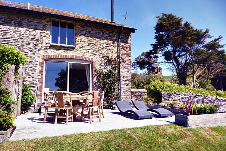 English Cottage Holidays - Court Barton Cottage No 2