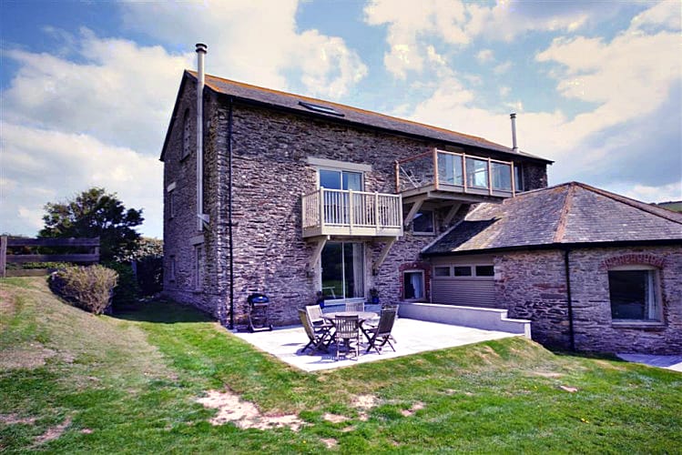 Devon Cottage Holidays - Click here for more about Court Barton Cottage No 8