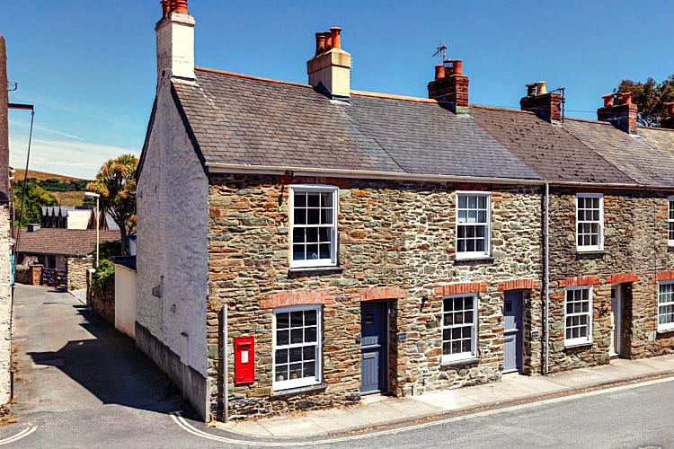 Devon Cottage Holidays - Click here for more about Cornerstone Cottage