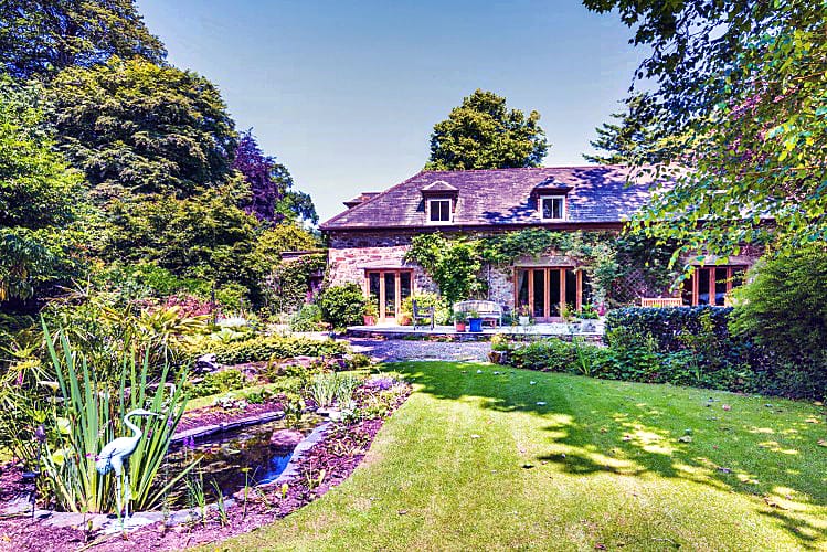 English Cottage Holidays - Coachmans Cottage