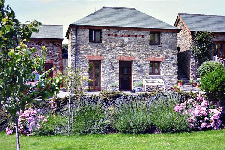 Devon Cottage Holidays - Click here for more about Clarence Cottage