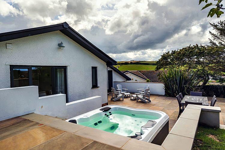 Devon Cottage Holidays - Click here for more about Osprey
